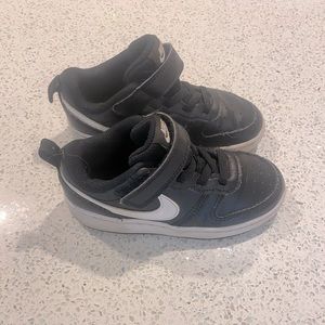 Toddler Boys Nike Court Legacy shoes